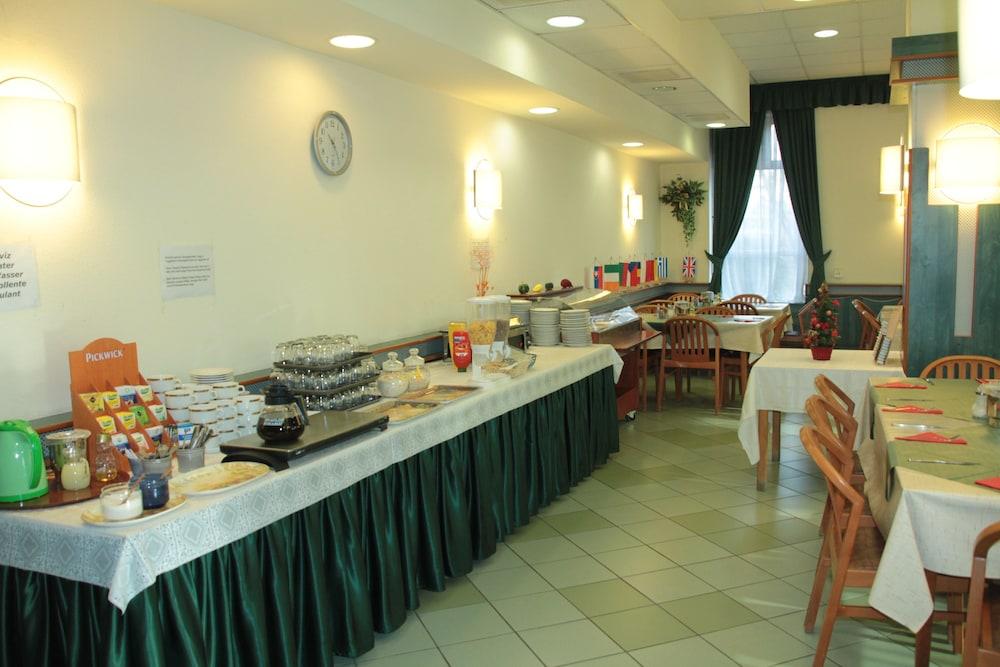 Tisza Sport Hotel Seghedin Exterior foto